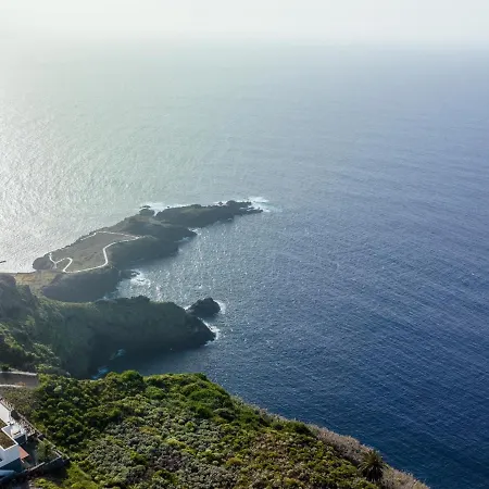 Serenity On The Cliff With Climatized Pool * El Sauzal