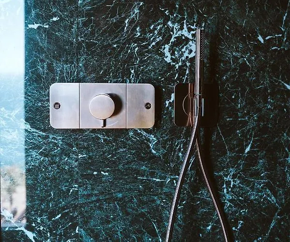 Serenity On The Cliff With Climatized Pool *