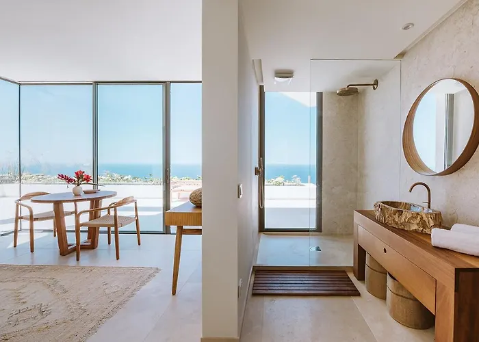 Serenity On The Cliff With Climatized Pool El Sauzal