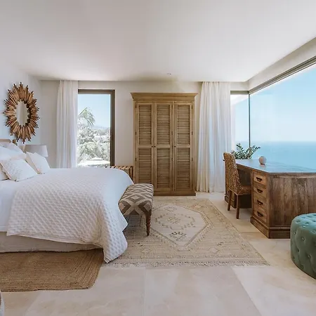 Serenity On The Cliff With Climatized Pool * Sauzal