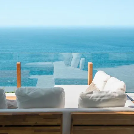 Serenity On The Cliff With Climatized Pool Villa