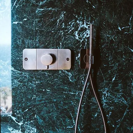 Serenity On The Cliff With Climatized Pool *