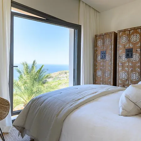 فيلة Serenity On The Cliff With Climatized Pool