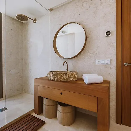 Villa Serenity On The Cliff With Climatized Pool