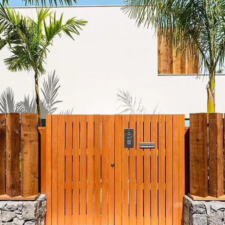 Villa Serenity On The Cliff With Climatized Pool