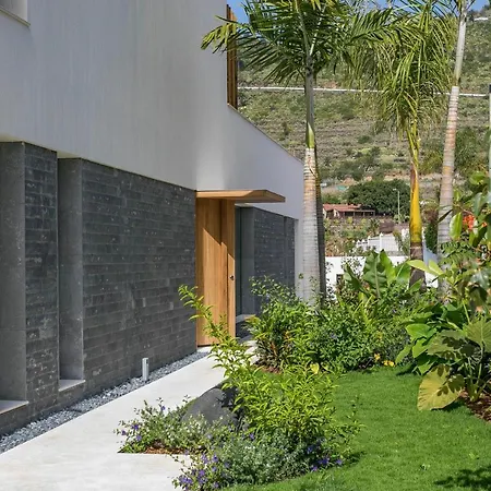 Villa Serenity On The Cliff With Climatized Pool *