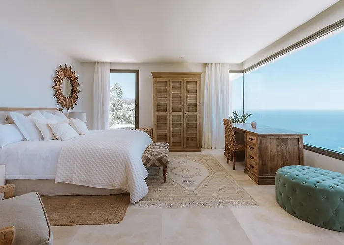 Serenity On The Cliff With Climatized Pool * Sauzal