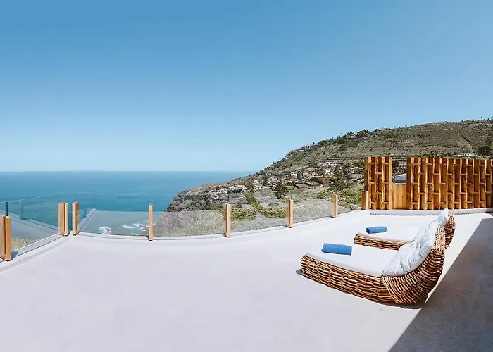 Villa Serenity On The Cliff With Climatized Pool *
