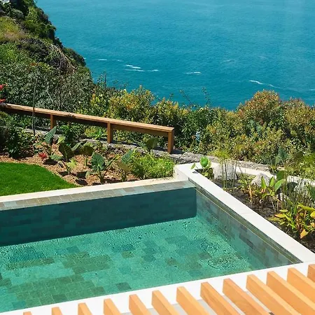 빌라 Serenity On The Cliff With Climatized Pool