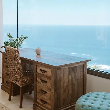 Serenity On The Cliff With Climatized Pool *