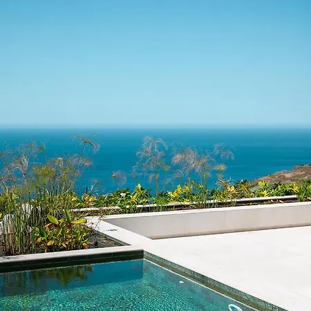 Serenity On The Cliff With Climatized Pool 빌라 사우살